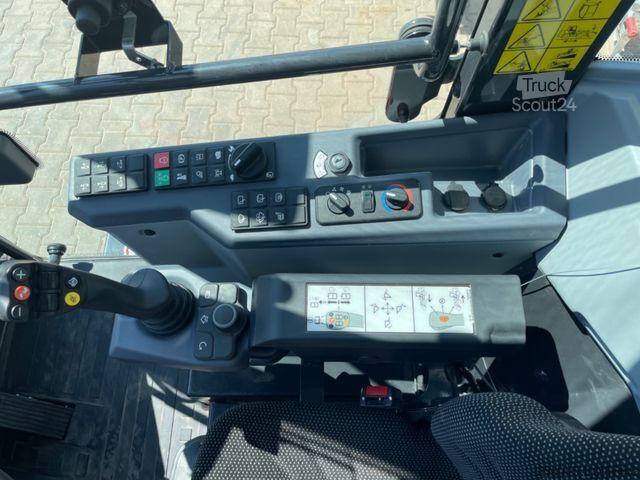 Ratinis krautuvas BOBCAT L 85  Radlader  -  Breitreifen - EDITION