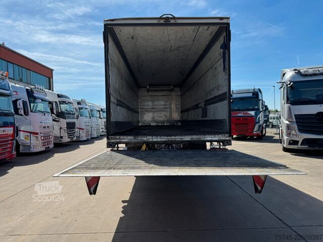 Kølebil MERCEDES-BENZ ANTOS 2536 KÜHLKOFFER / LBW / CARRIER / 9,00M /
