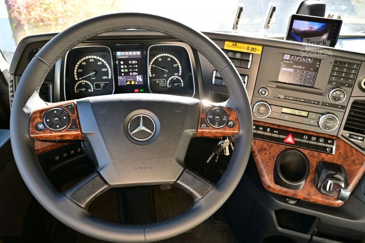 Samochód ciężarowy z plandeką typu platforma Mercedes-Benz Actros 1843 E6 Retarder LBW 2,76m Alu Reifen60%