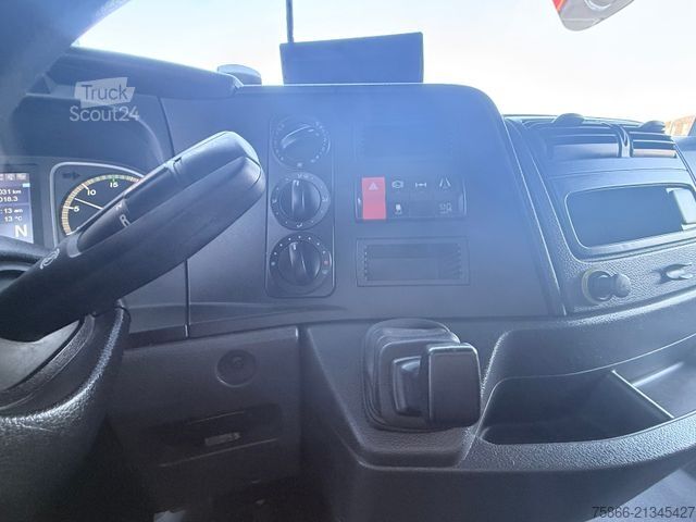 Gardinsided kassevogn MERCEDES-BENZ 821 L Atego Schiebeplane LBW Bär 2to