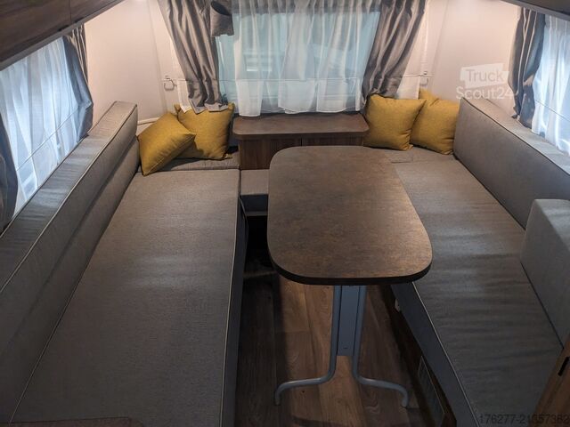 Potovalna prikolica Eriba Touring 620