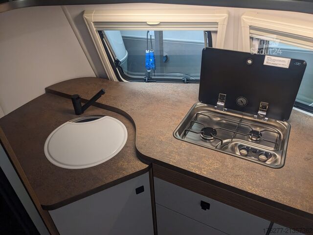 Potovalna prikolica Eriba Touring 620