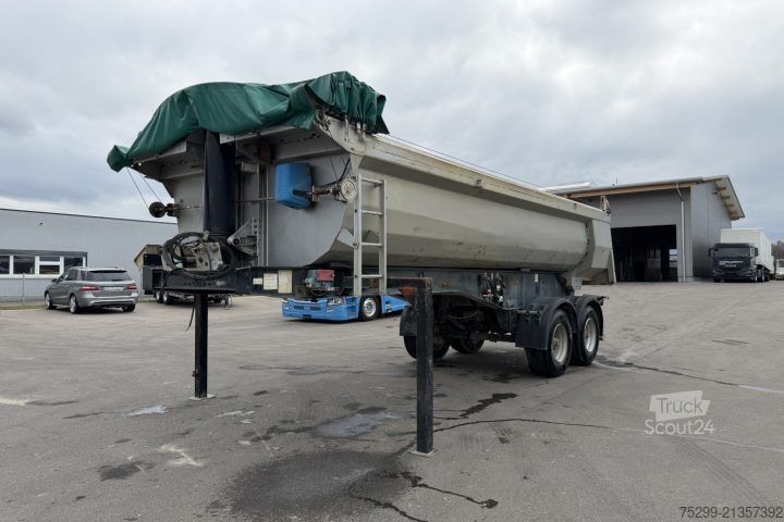 Pašizgāzēja puspiekabe Langendorf SKS HS 18/27