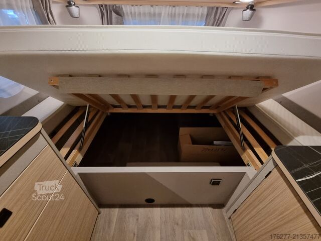 Potovalna prikolica Eriba Touring 630 Urban