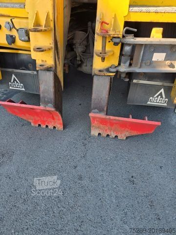 Laweta MAN 35.463 Abschleppwagen Kran LKW Berger