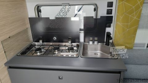 Karavāna Fendt Apero 495 SG 2000kgShowerPaketMultidose