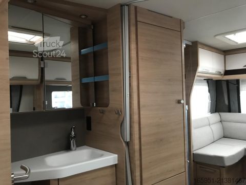 Rulotă Knaus Südwind 450 FU Black Selection Modell 26 1700kg