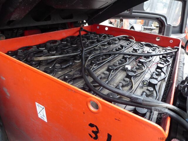 Frontstapler Linde E25H 01/600