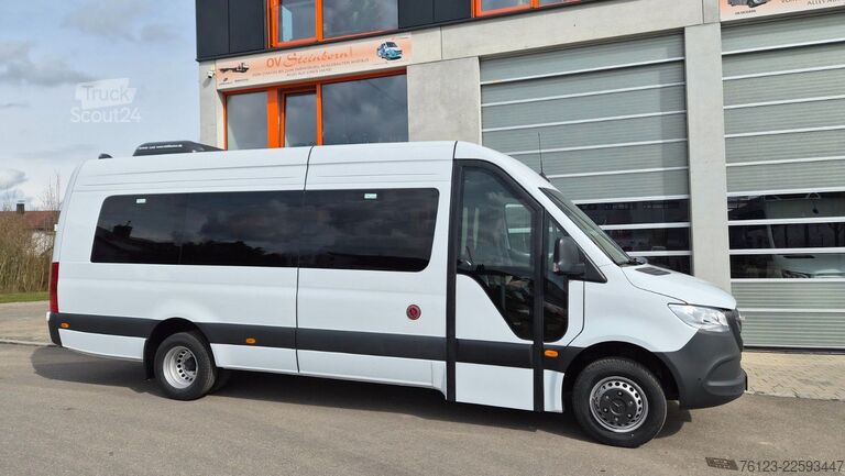 حافلة صغيرة MERCEDES-BENZ 515 Sprinter 22 Schlafsessel Vorlauffahrzeug