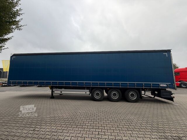 Nyitott ponyvás félpótkocsi SCHMITZ CARGOBULL SCS 24/L - 13.62, XL, Daimler, Getränke