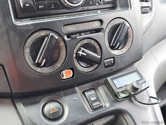 Carrinha de tejadilho alto NISSAN NV 200 Airco 2x Zijdeur NAP