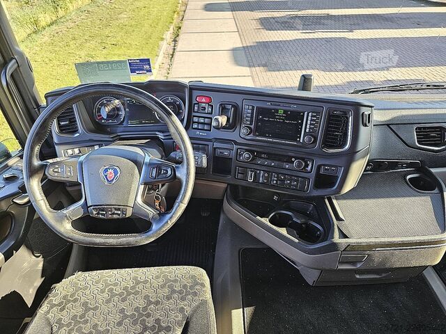 Standard-SZM SCANIA R500 6x2/4 RETARDER ADR