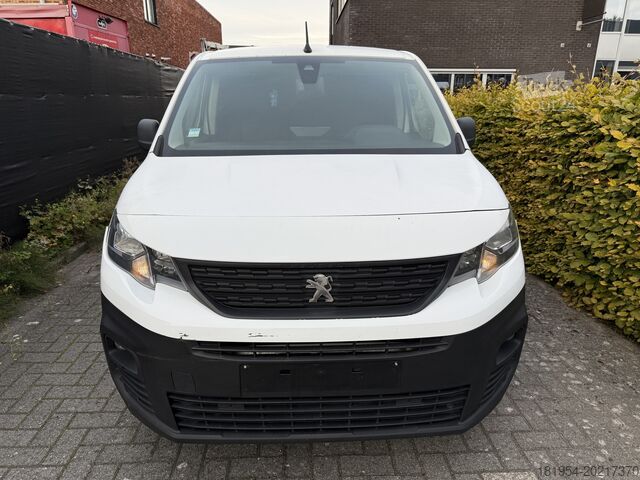 Monovolumen compacto Peugeot partner 1.5hdi 130pk euro6 Automaat