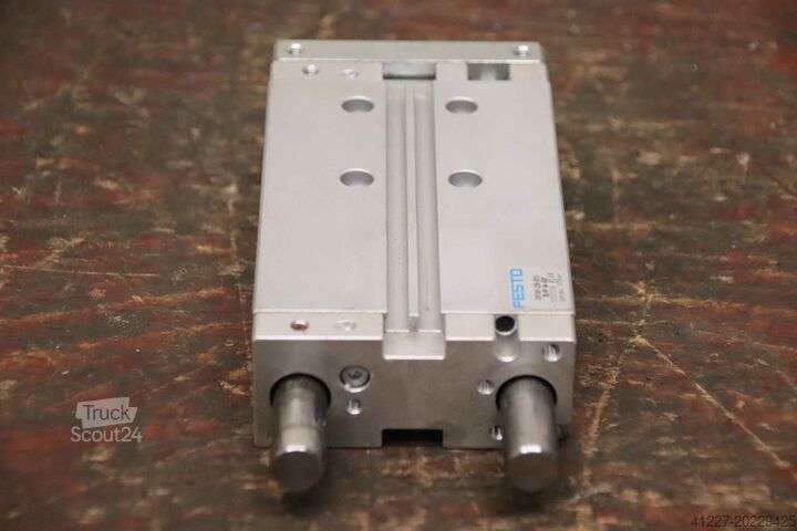 Carrus Fahrzeuge GmbH Carrus Fahrzeuge GmbH Carrus Fahrzeuge GmbH