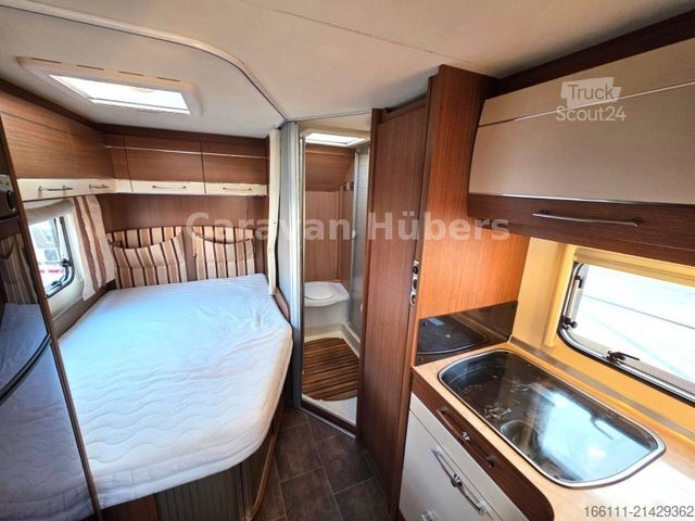 Autorulotă integrată BÜRSTNER Aviano I 709 - Einzel/Hubbett  -