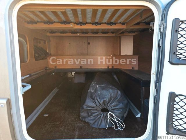 Autorulotă integrată BÜRSTNER Aviano I 709 - Einzel/Hubbett  -