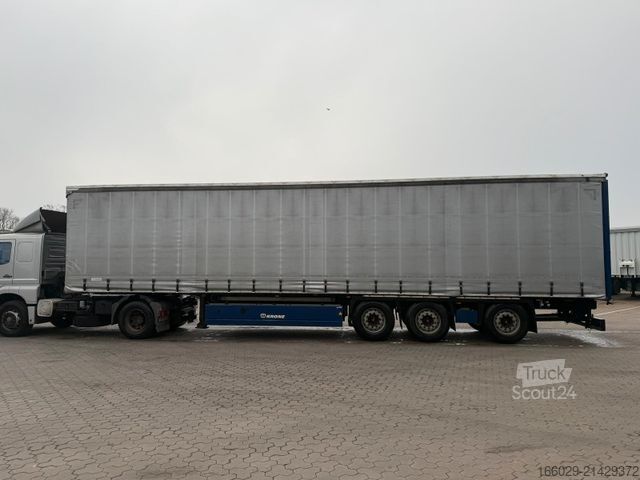 Semiremorcă deschisă cu prelată KRONE Planenauflieger mit Staplerhalterung