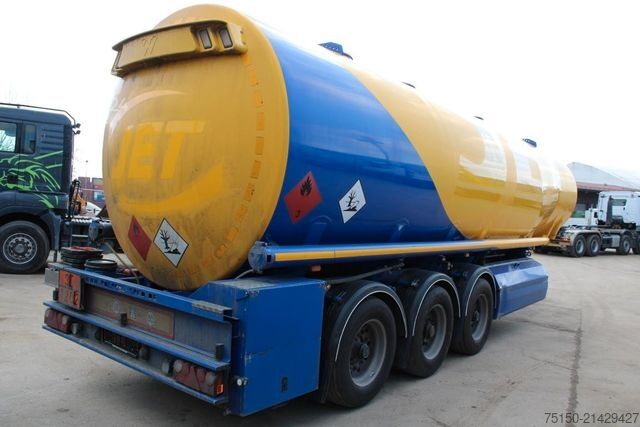 Semiremorcă cisternă  WILLIG Diesel/Benzin SELBSTAUSLÄUFER Nr.: 028