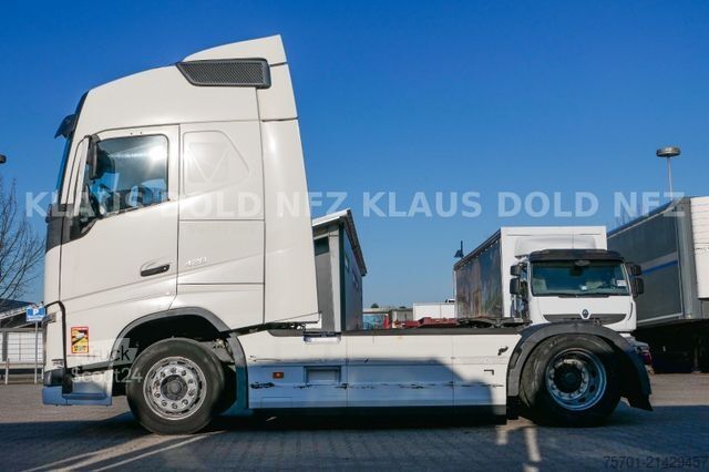 Cap tractor standard VOLVO FH 420 Globetrotter 2-Tank Kühlbox Euro 6