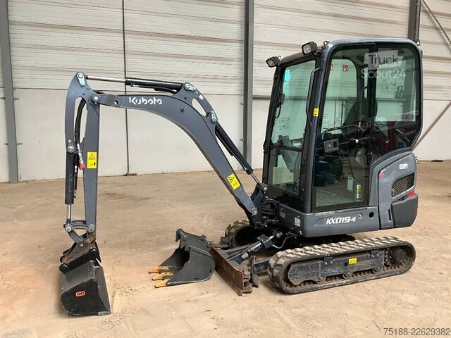 Mini-escavadora Kubota KX 019-4