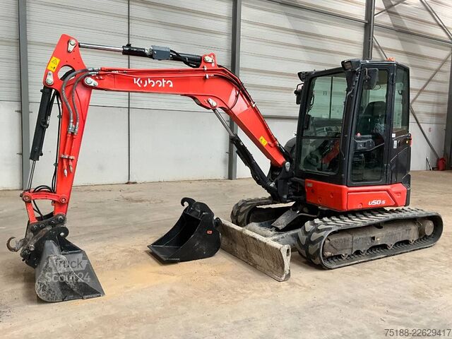 Mini-escavadora Kubota U 50-5