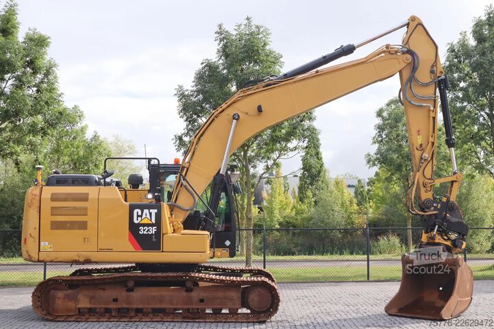  Caterpillar 323 FL | 3D GPS | ROTOTILT | RIPPER | 3X BUCKET