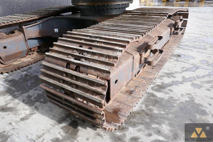 Vikšrinis ekskavatorius Komatsu PC490LC-11