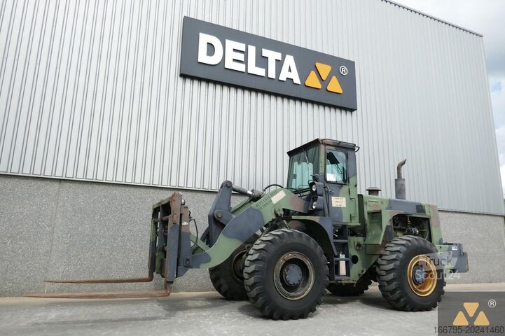 Ratinis krautuvas Komatsu 540 Ex-army