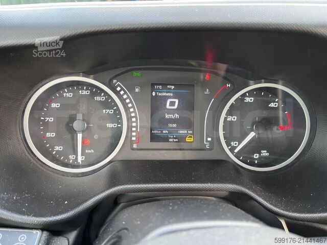حافلة صغيرة IVECO Daily