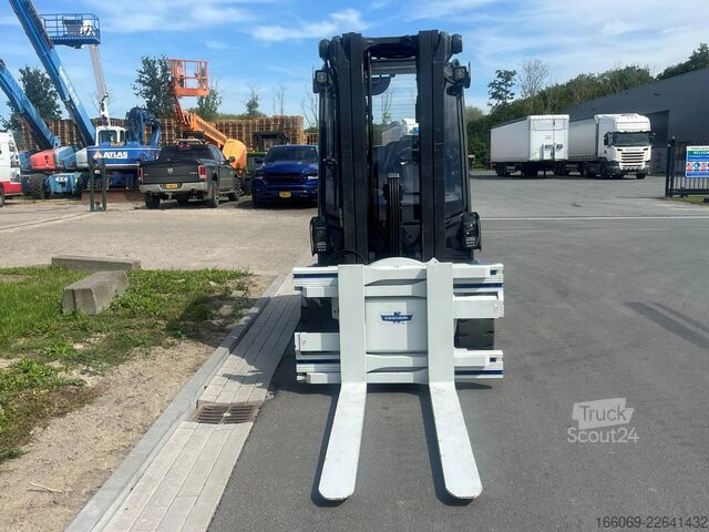Gabelstapler Linde H35D-01