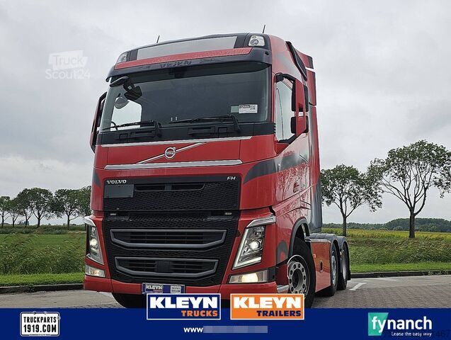 Padrão-SZM VOLVO FH 460 6X2 XENON SKIRTS
