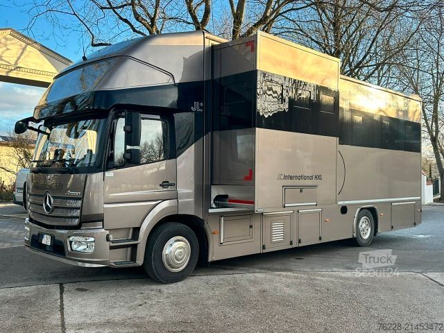 Camion pour bétail MERCEDES-BENZ Pferdetransporter
