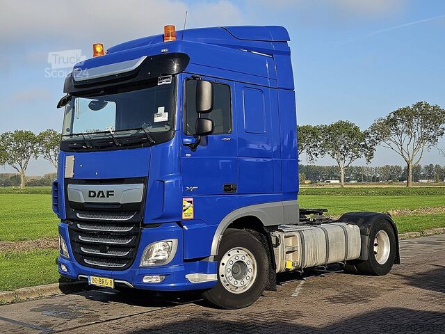 Standaard trekker DAF XF 450 FT