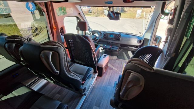 Minibus MERCEDES-BENZ 519 Sunset S 4 Ferqui Chasis 907 Vorlauffahrzeug