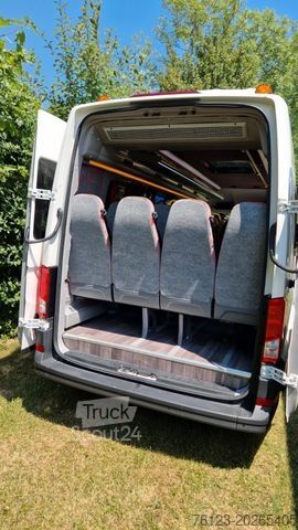Minibusz VOLKSWAGEN 3 x MAN TGE Lagerfahrzeug baugleich Crafter