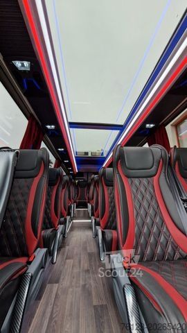 Minibusz MERCEDES-BENZ 519 und 517 Glasdach XXL  20 Sitze Stock
