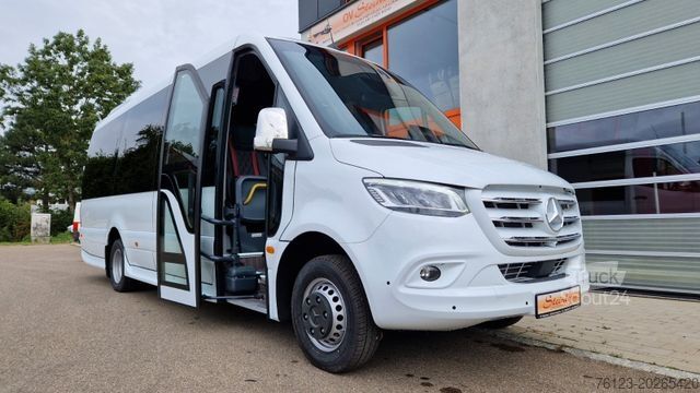 Minibusz MERCEDES-BENZ 519 und 517 Glasdach XXL  20 Sitze Stock
