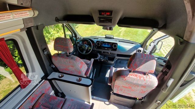 Minibuss MERCEDES-BENZ 515 Sprinter 22 Schlafsessel Lagerfahrzeug Stock