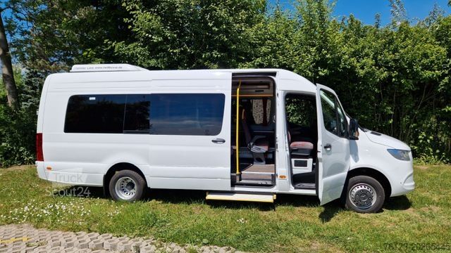 Minibuss MERCEDES-BENZ 515 Sprinter 22 Schlafsessel Lagerfahrzeug Stock