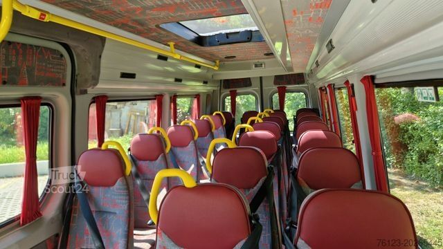 Minibuss MERCEDES-BENZ 515 Sprinter 22 Schlafsessel Lagerfahrzeug Stock