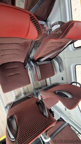 Kleinbus IVECO Daily C35 M1 9 Sitzer sauberes Fahrzeug