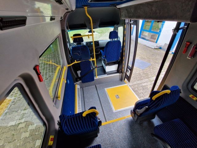 Stadsbus MERCEDES-BENZ 2 x Vorlauffahrzeug Bürgerbus Niederflur 9 Sitze