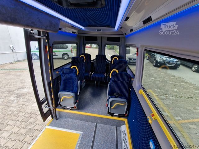 Stadsbus MERCEDES-BENZ 2 x Vorlauffahrzeug Bürgerbus Niederflur 9 Sitze