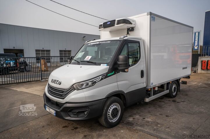 Køletaske IVECO DAILY 35S14 -CNG +LECAPITAINE+CARRIER+DHOLLANDIA