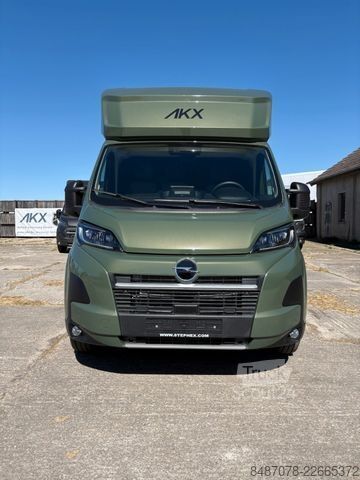 транспортьор за коне Opel Movano AKX Hengstausstattung Automatik