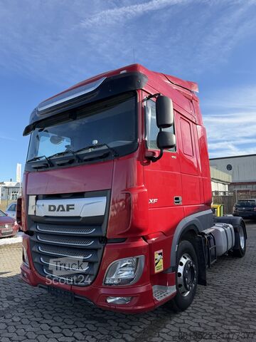 стандартный седельный тягач DAF XF 450