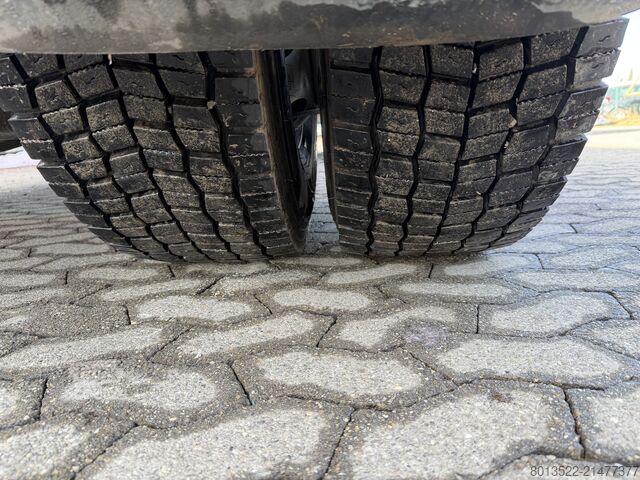 стандартный седельный тягач DAF XF 450