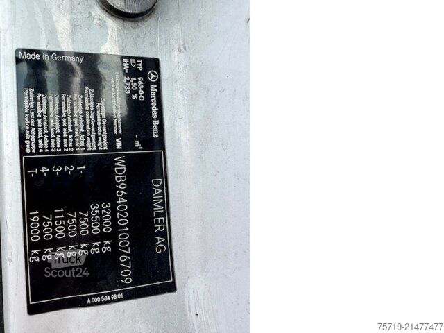 Fourgon Mercedes-Benz 3243 8x2 Arocs Chassis/Euro6