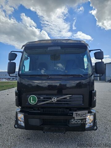 Laweta Volvo FL 240