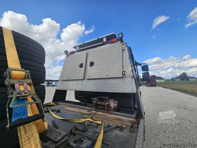 Laweta Volvo FL 240